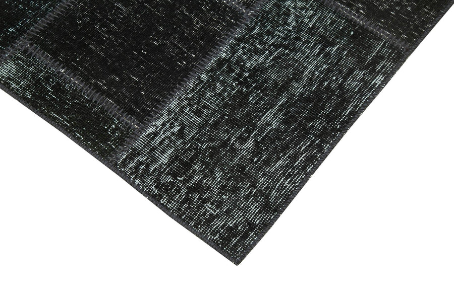 Anthracite Grey Geometric Patchwork Runner Rug 87x268 cm (2'10" x 8'10") – in the hallway