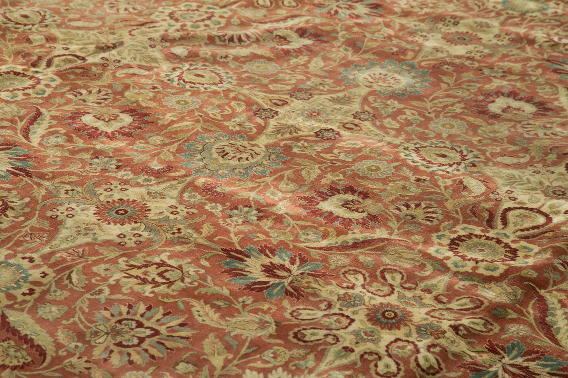 Tebriz Bej Klasik Pamuk Yün El Dokuma Halısı 427x580 Agacan