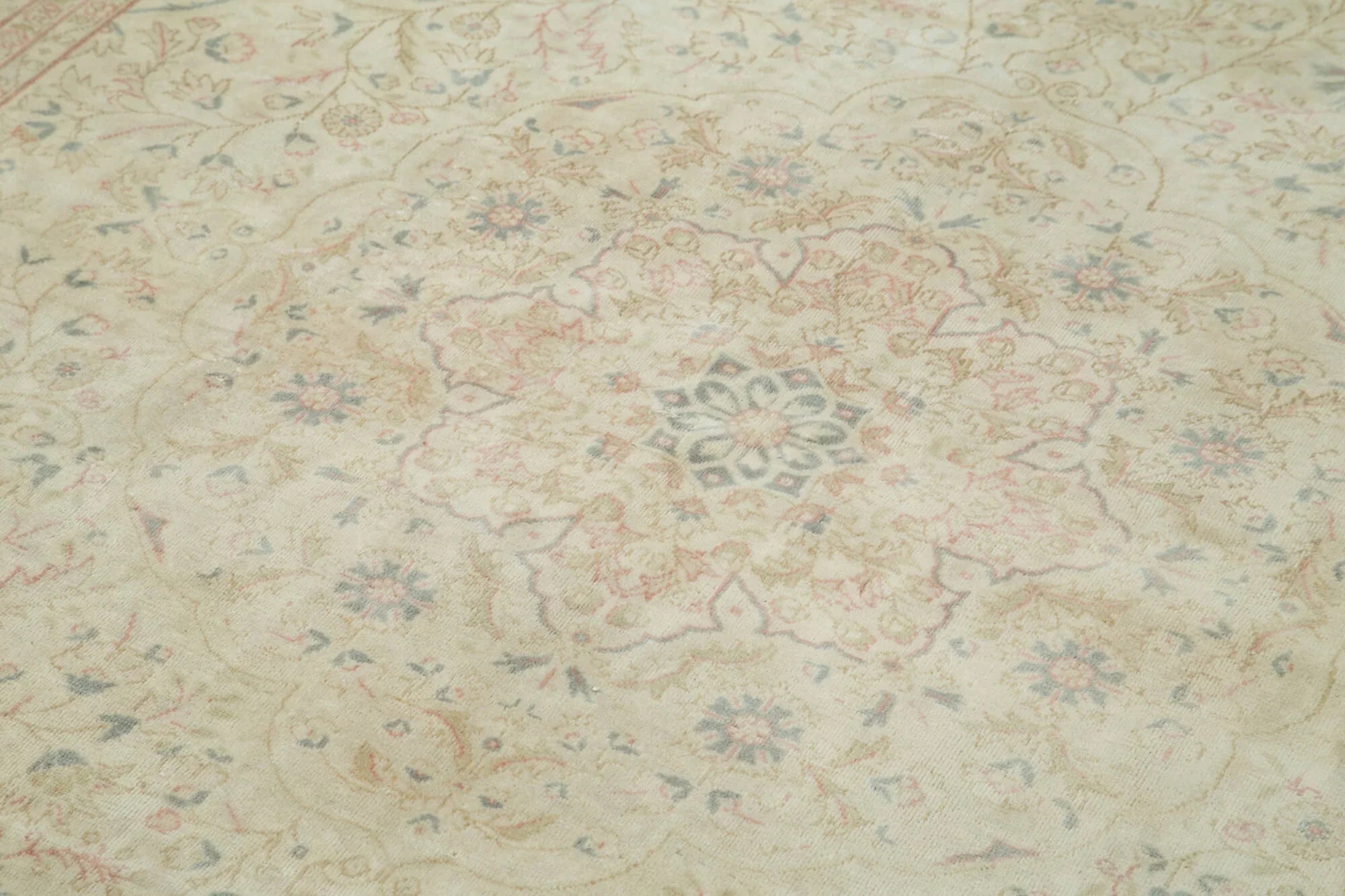 Kayseri Vintage Bej Eskitme Pamuk Yün El Dokuma Halısı 196x295 Agacan