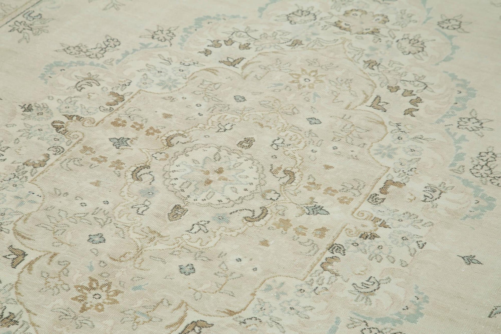 Kayseri Vintage Bej Eskitme Pamuk Yün El Dokuma Halısı 215x327 Agacan