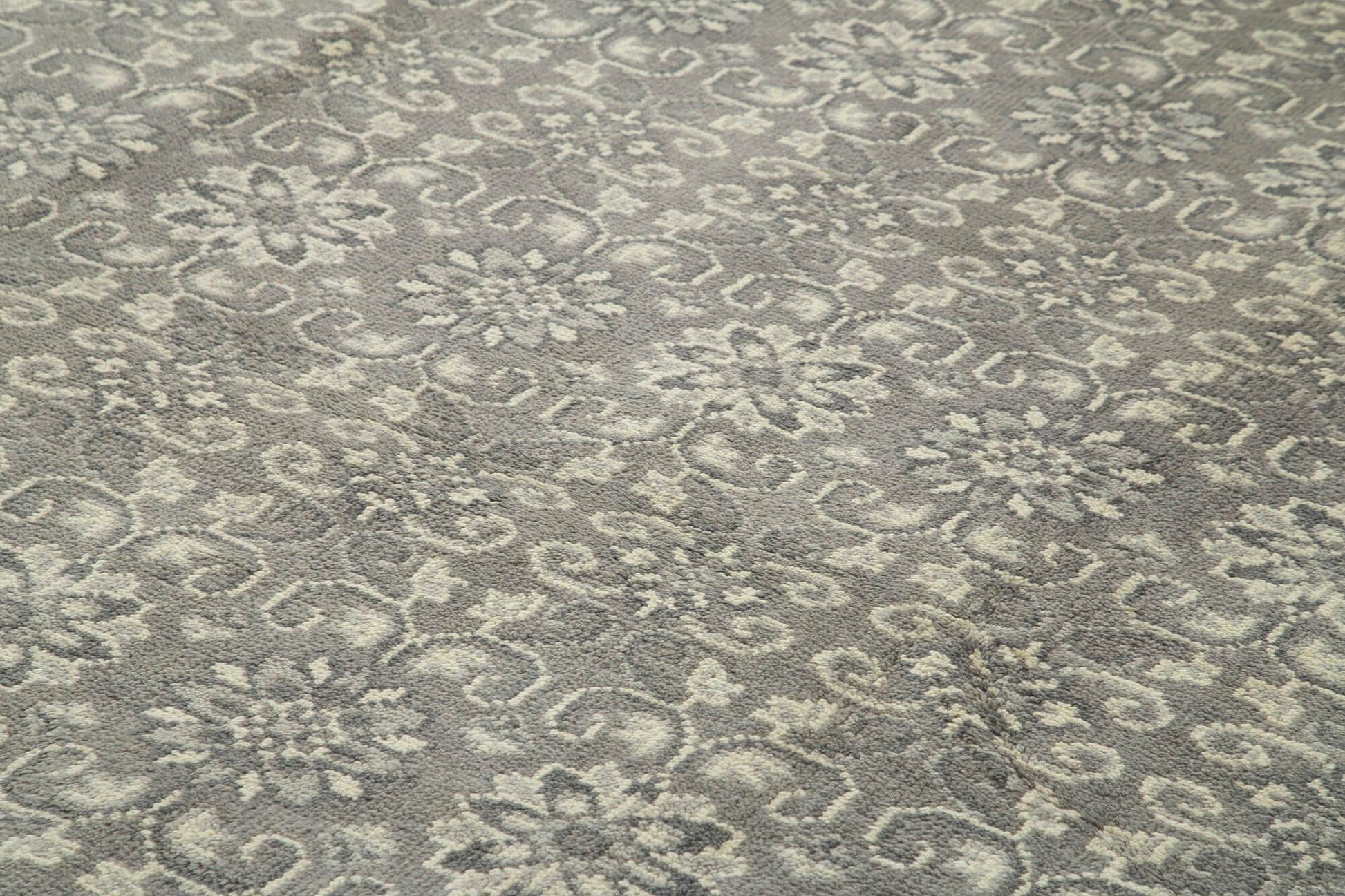 Tebriz Gri Klasik Pamuk Yün El Dokuma Halısı 300x421 Agacan