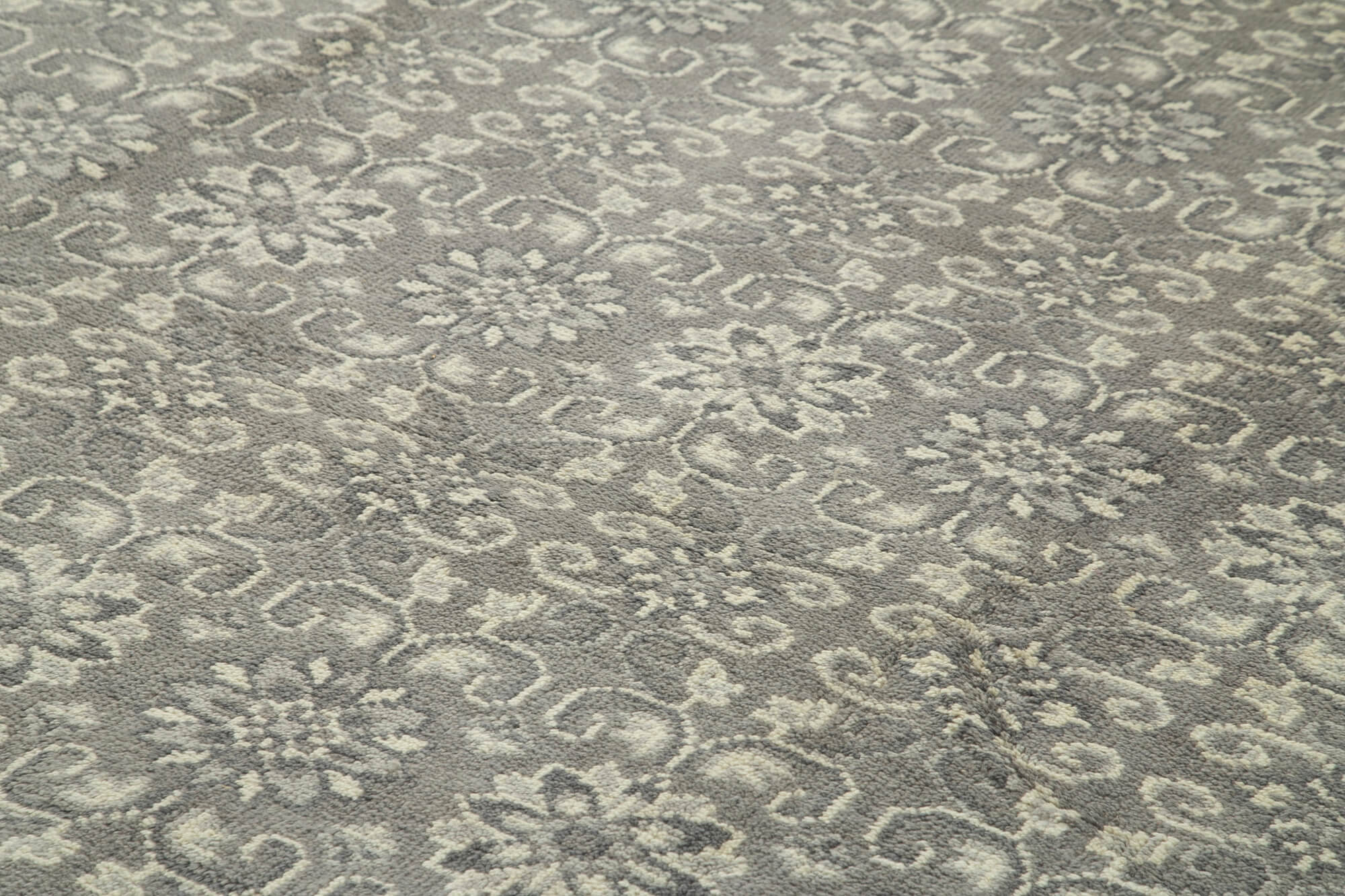 Tebriz Gri Klasik Pamuk Yün El Dokuma Halısı 300x421 Agacan