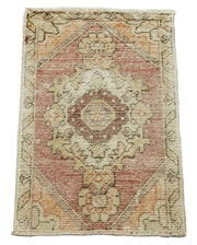 Overdyed Vintage Bej Eskitme Pamuk Yün El Dokuma Halısı 44x79 Agacan