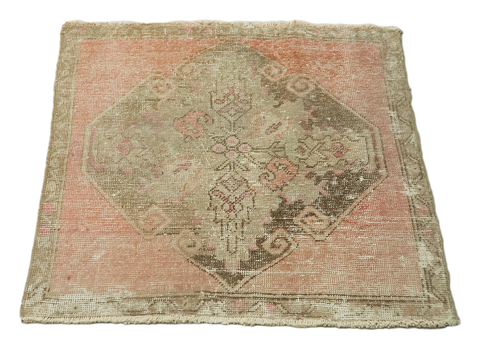 Overdyed Vintage Bej Eskitme Pamuk Yün El Dokuma Halısı 72x74 Agacan