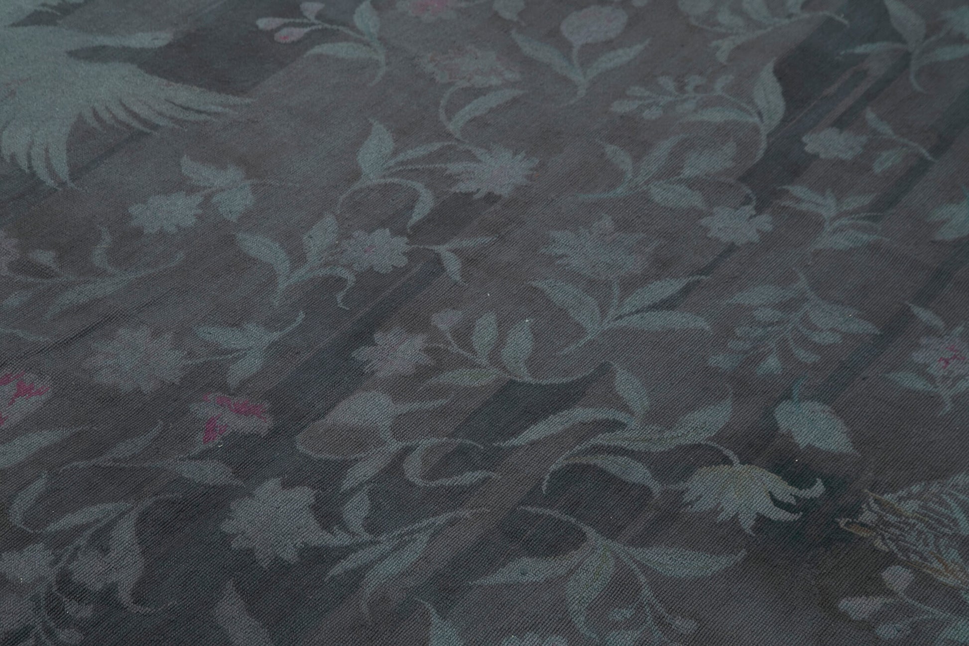 Needlepoint Gri Çiçekli Pamuk Yün El Dokuma Halısı 163x244 Agacan