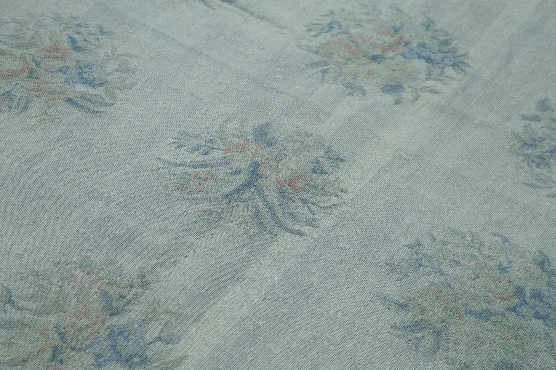 Needlepoint Gri Çiçekli Pamuk Yün El Dokuma Halısı 160x240 Agacan