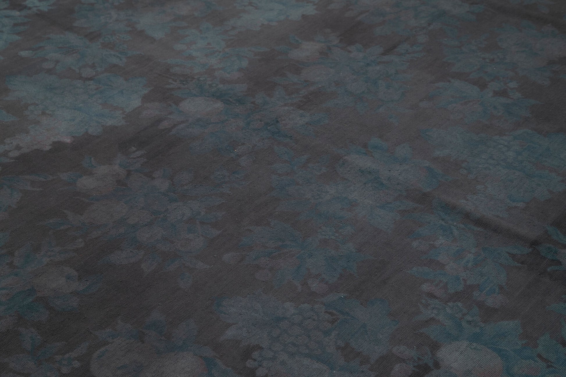 Needlepoint Gri Çiçekli Pamuk Yün El Dokuma Halısı 255x337 Agacan