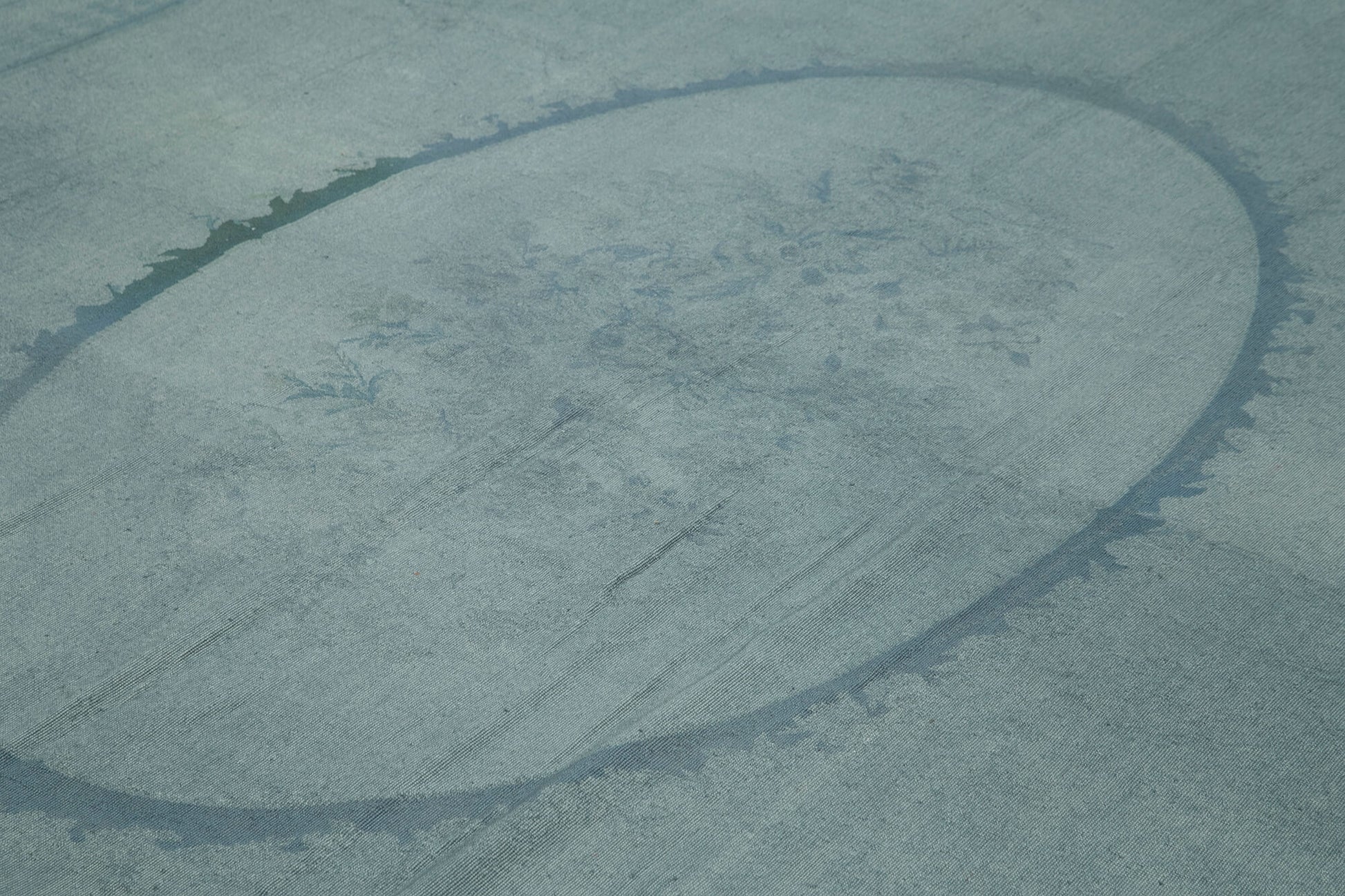 Needlepoint Mavi Çiçekli Pamuk Yün El Dokuma Halısı 276x388 Agacan