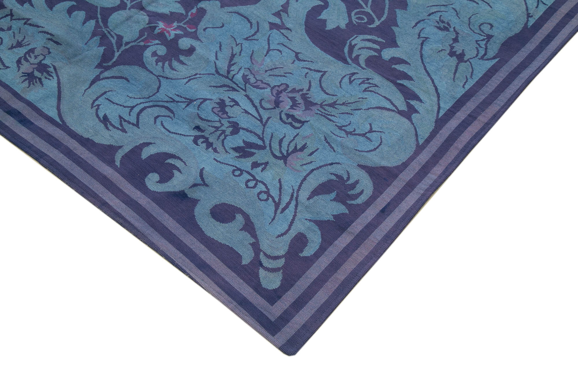 Needlepoint Mavi Çiçekli Pamuk Yün El Dokuma Halısı 308x446 Agacan