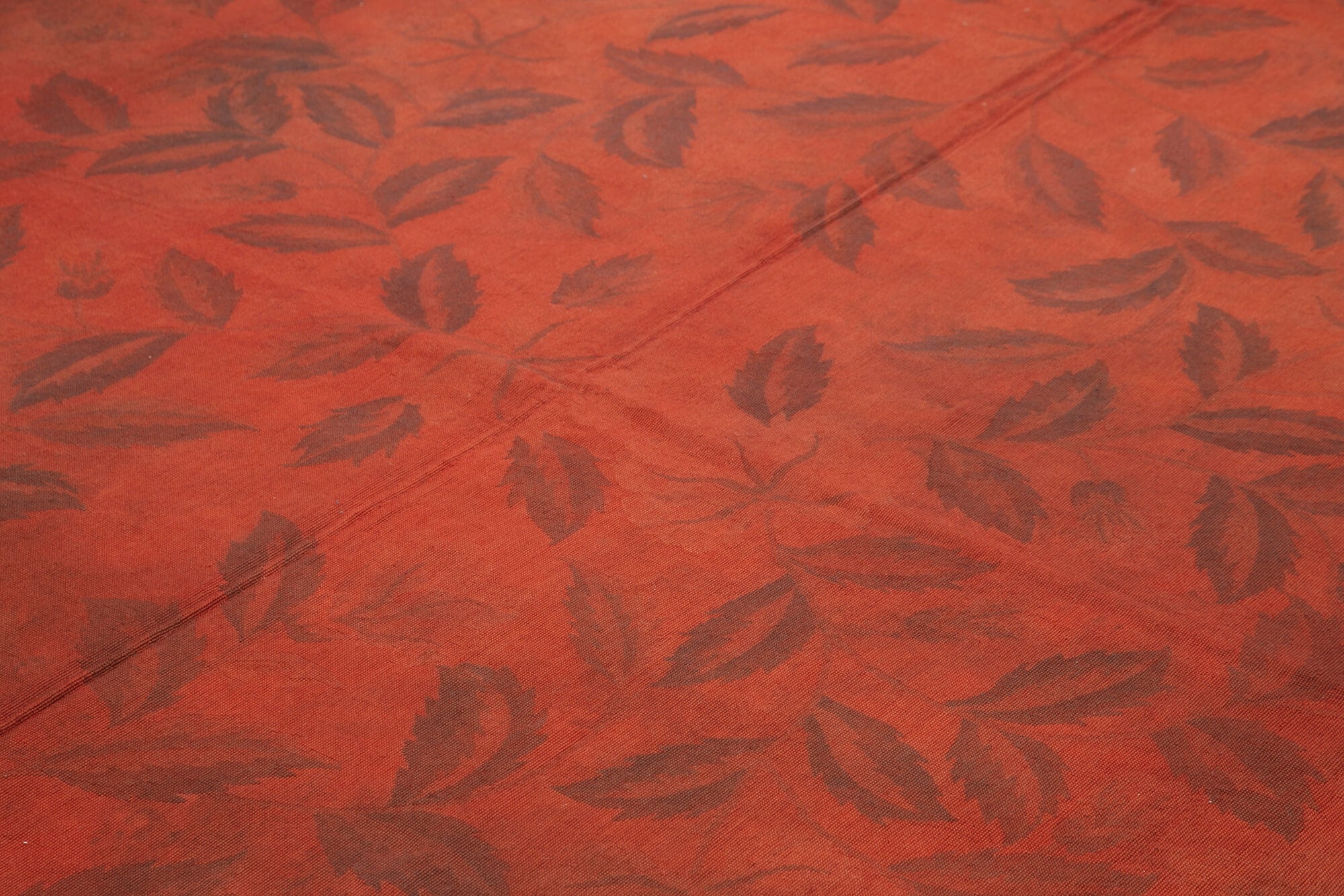 Needlepoint Kırmızı Çiçekli Pamuk Yün El Dokuma Halısı 278x358 Agacan