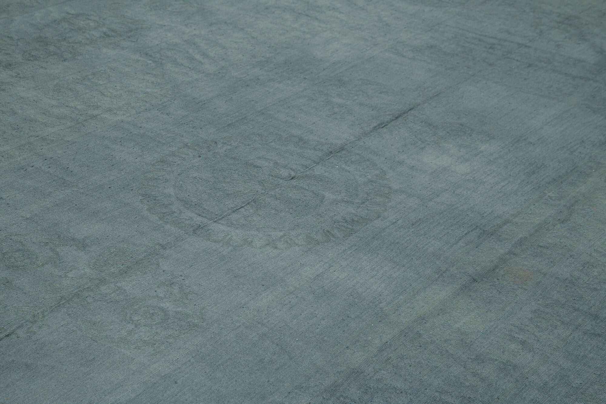 Needlepoint Mavi Çiçekli Pamuk Yün El Dokuma Halısı 325x439 Agacan