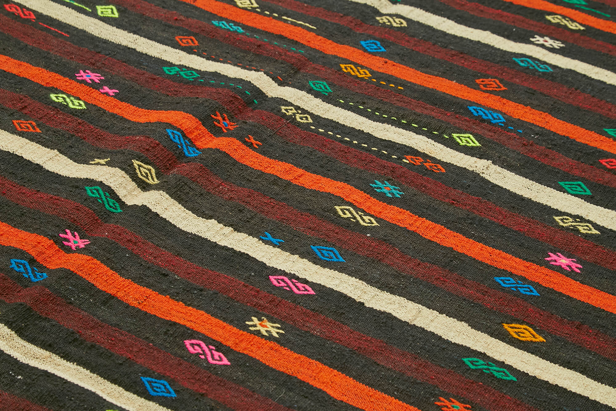 Striped Kilim Kahverengi Çizgili Keçi Tüyü El Dokuma Halısı 236x330 Agacan