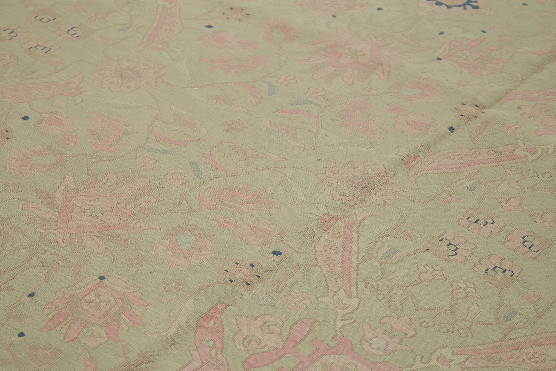 Sumak Bej Klasik Yün Pamuk El Dokuma Halısı 343x448 Agacan