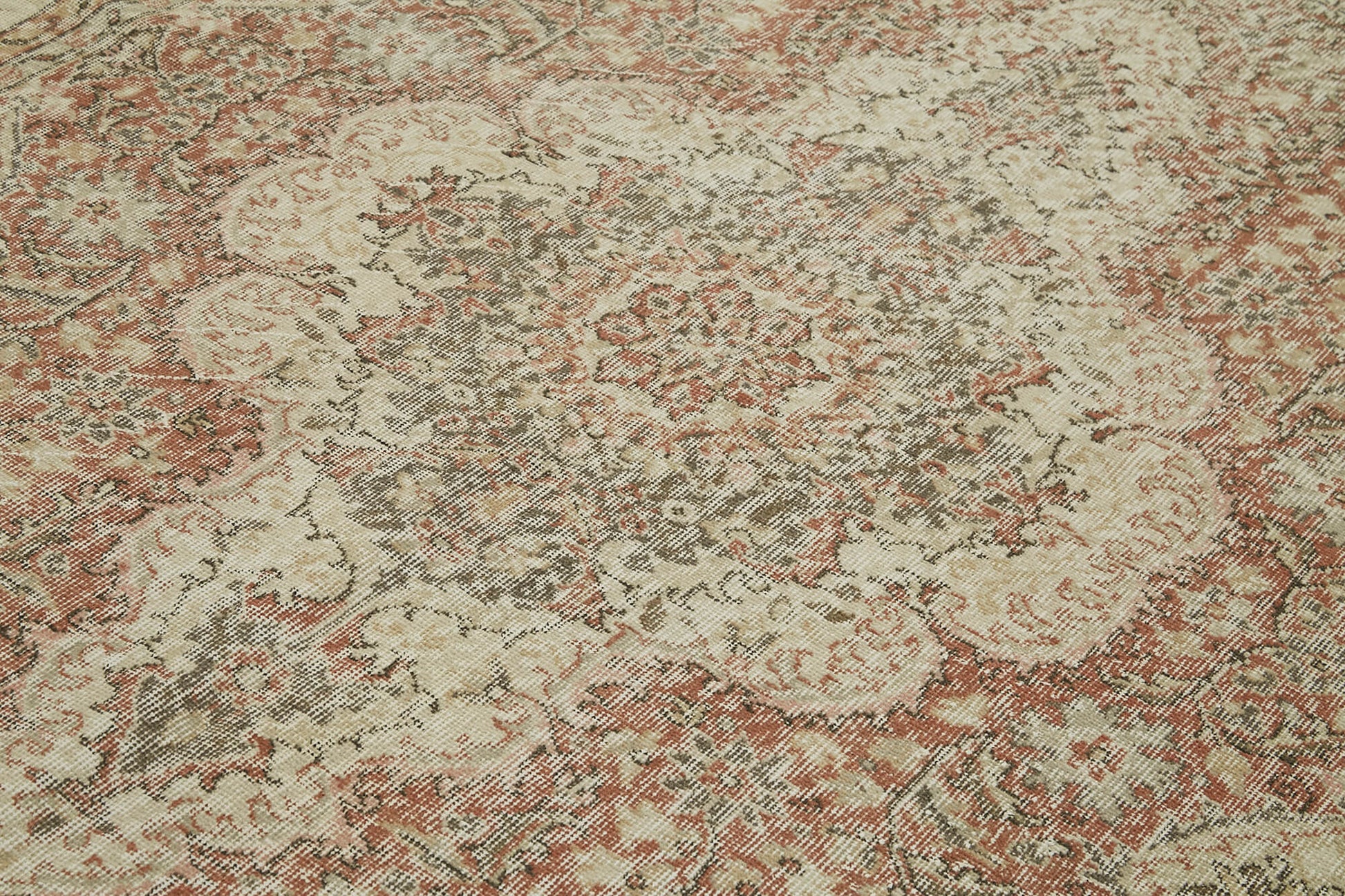 Vintage Bej Eskitme Yün Pamuk El Dokuma Halısı 207x317 Agacan