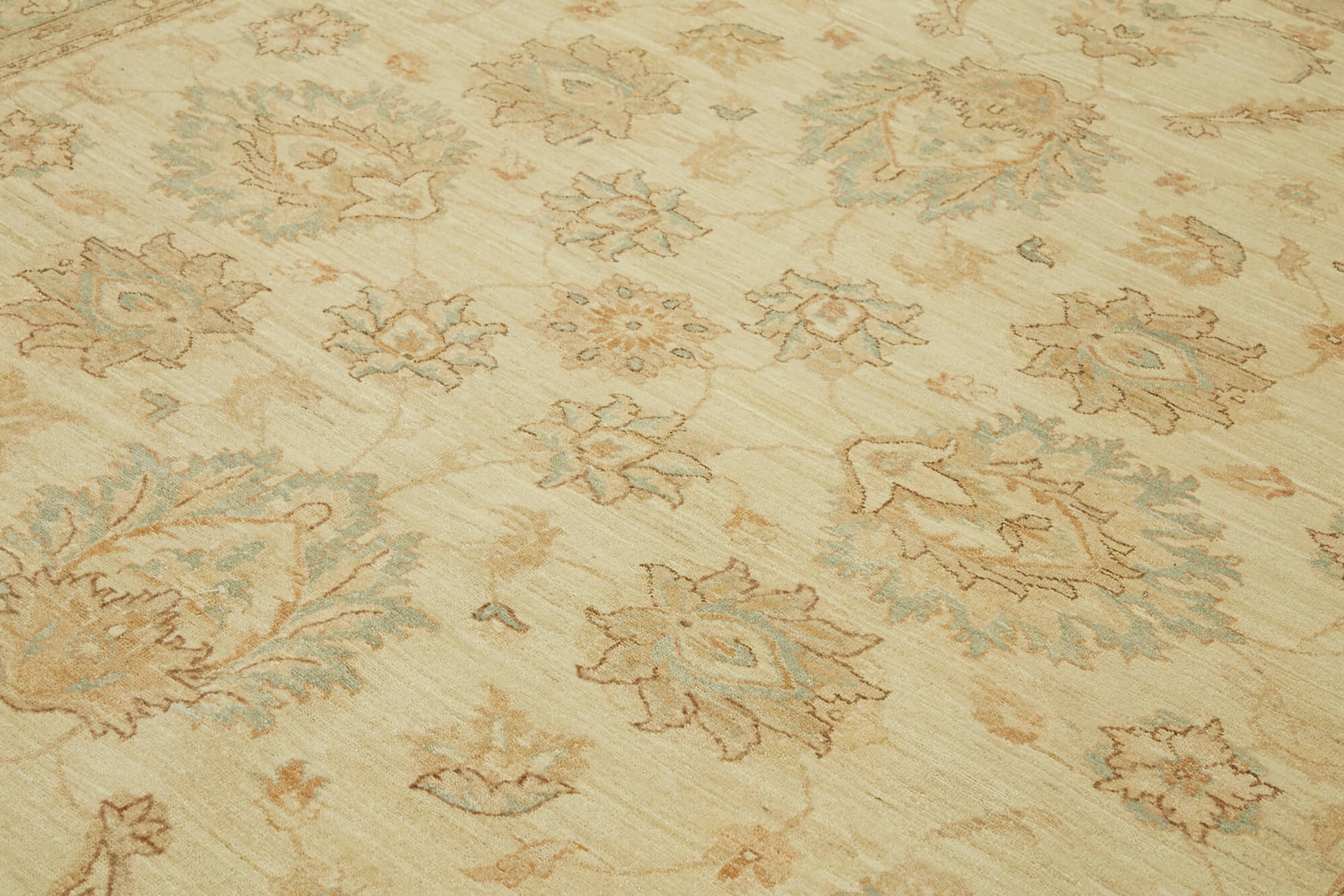 Tebriz Bej Klasik Yün Pamuk El Dokuma Halısı 252x308 Agacan