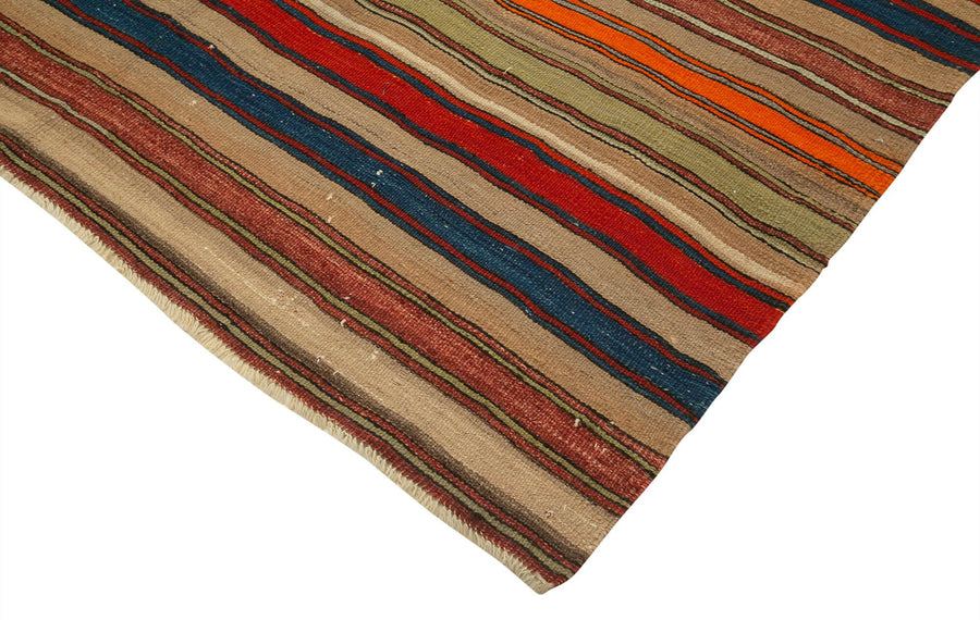 Bunt gestreifter Vintage Kelim Teppich aus Wolle 163x252 cm – im Flur
