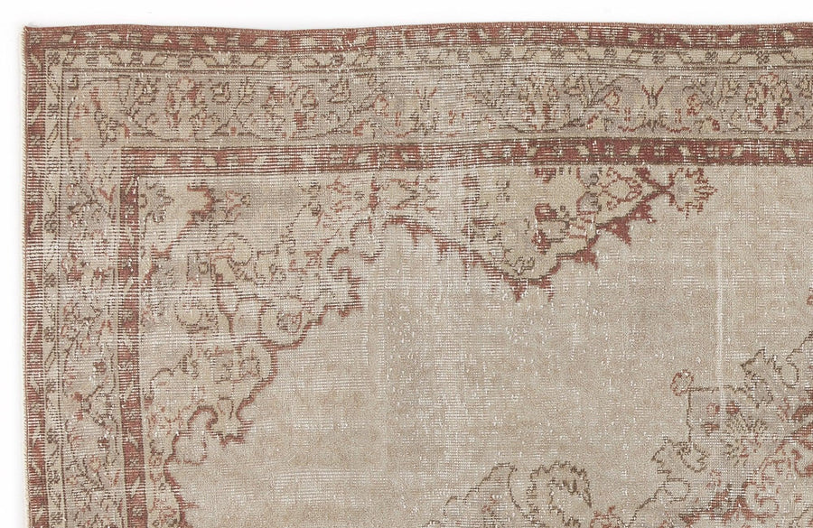 Bej Zeminli Kırmızı Dokuma Madalyon Desenli Halı 165x271 cm – Oturma odası kullanımı